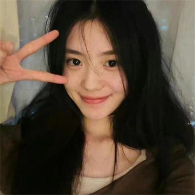 早餐时女歌迷快闪